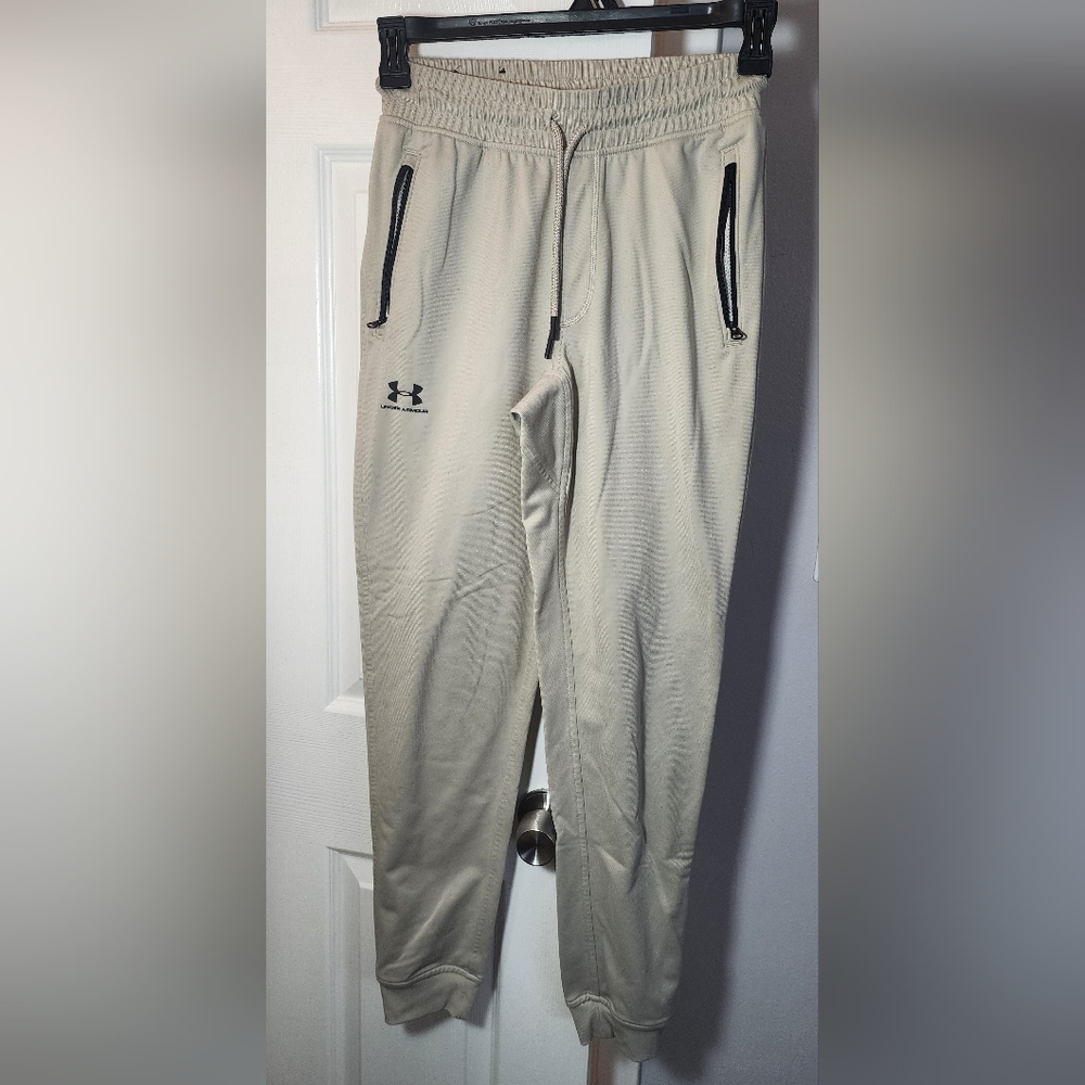 under armour jogger pants sz S tan cuff legs elastic tie waist zip pockets